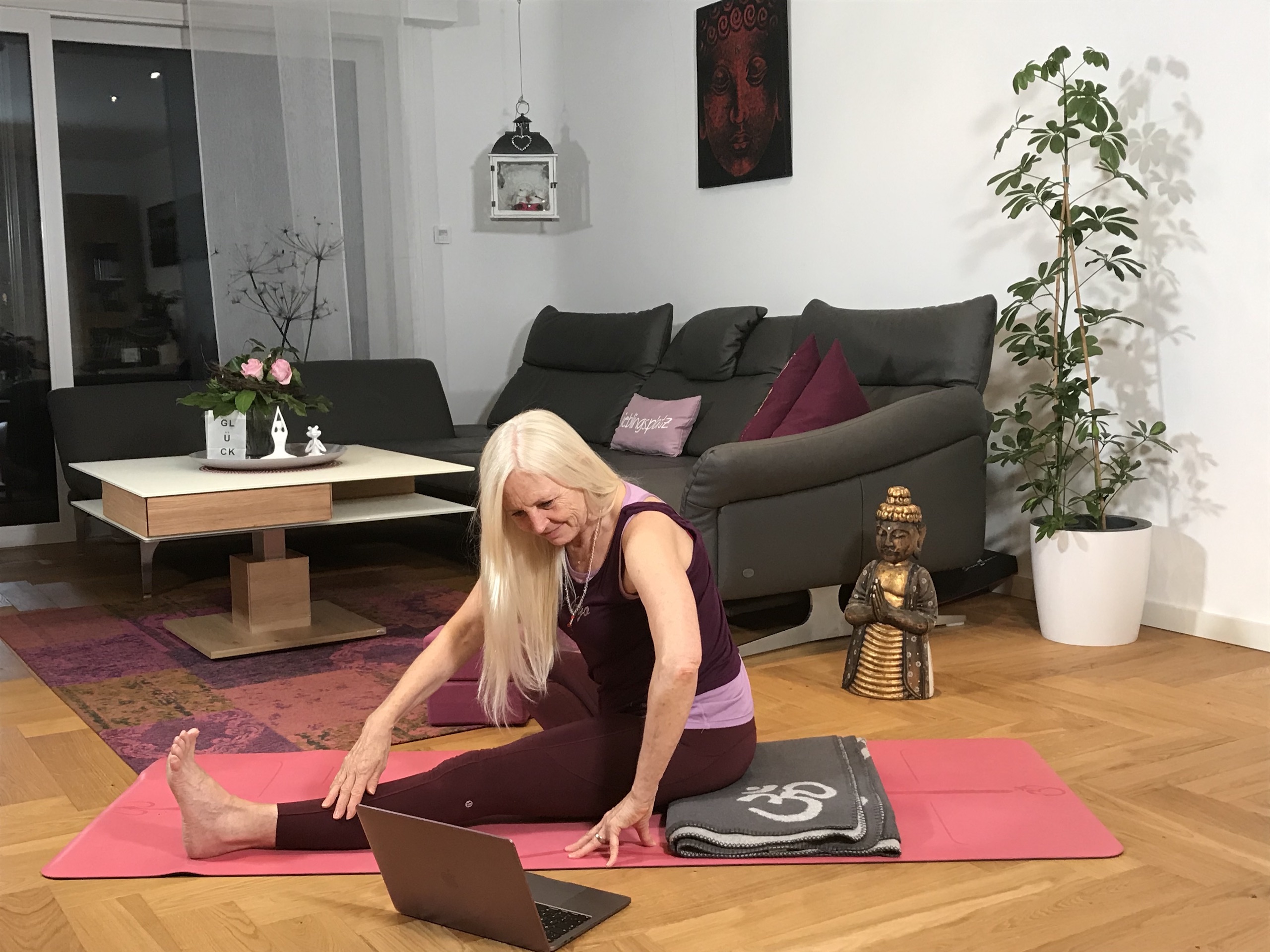 Online-Hatha-Yoga-Kurs